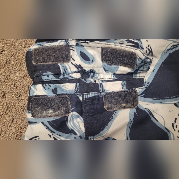 Mens swim trunks- Old Navy- Size Large - Picture 7 of 8